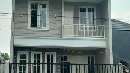 Dijual Rumah 2 lantai di Gayung Kebonsari Surabaya