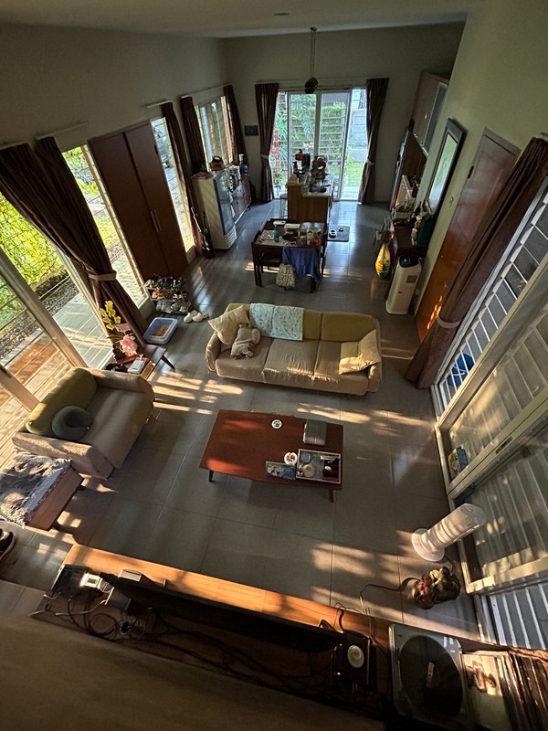 Rumah Bagus, Asri, Rapih Siap Huni Lokasi strategis di Bintaro Sektor 5