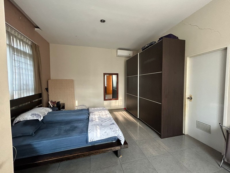 Rumah Bagus, Asri, Rapih Siap Huni Lokasi strategis di Bintaro Sektor 5