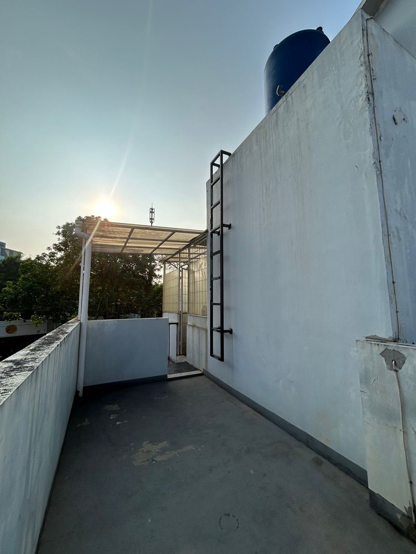 Rumah Bagus, Asri, Rapih Siap Huni Lokasi strategis di Bintaro Sektor 5