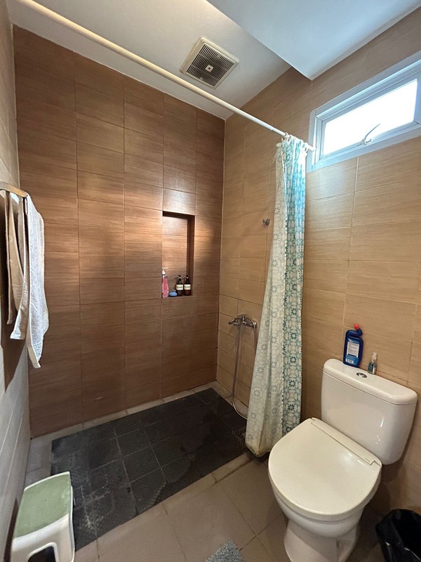 Rumah Bagus, Asri, Rapih Siap Huni Lokasi strategis di Bintaro Sektor 5