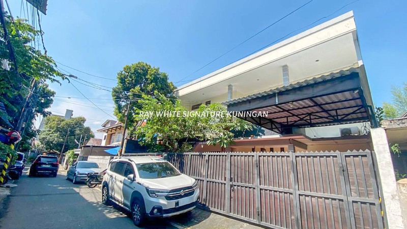 Rumah Kost 2 Lantai Lokasi Strategis di Tebet Dalam 