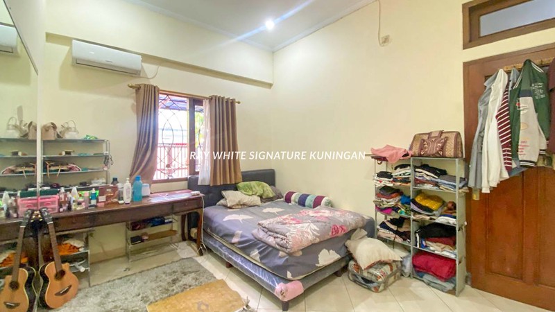 Rumah Kost 2 Lantai Lokasi Strategis di Tebet Dalam 