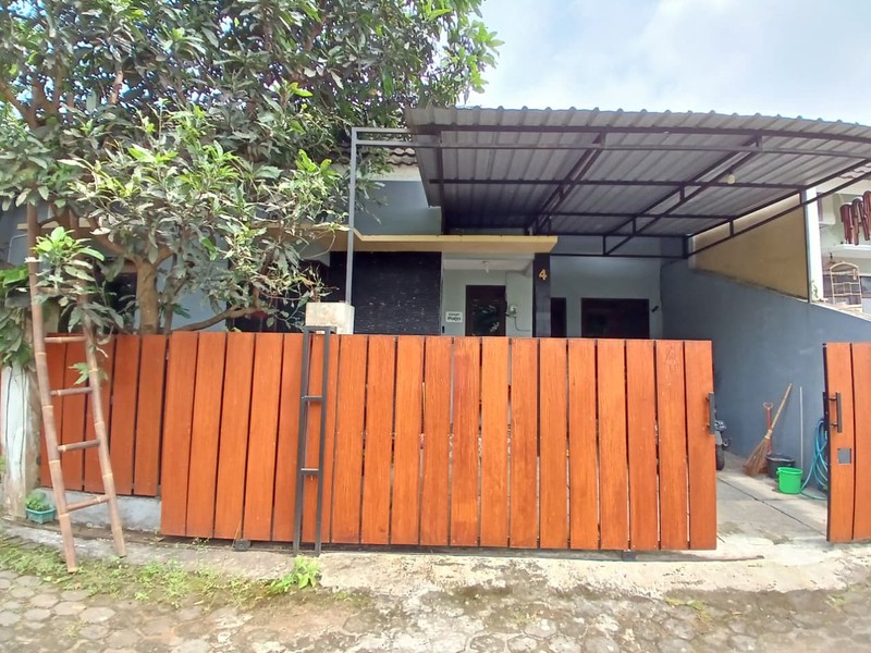 Disewakan Rumah Fully Furnish Nyaman, Asri, Dan Dekat Kampus Di Sariharjo, Ngaglik.