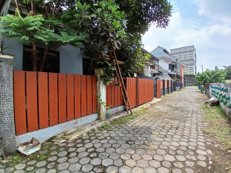 Disewakan Rumah Fully Furnish Nyaman, Asri, Dan Dekat Kampus Di Sariharjo, Ngaglik.