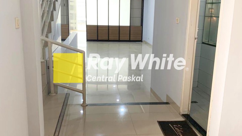 Ruang Usaha di Mainroad Cikawao Kota Bandung