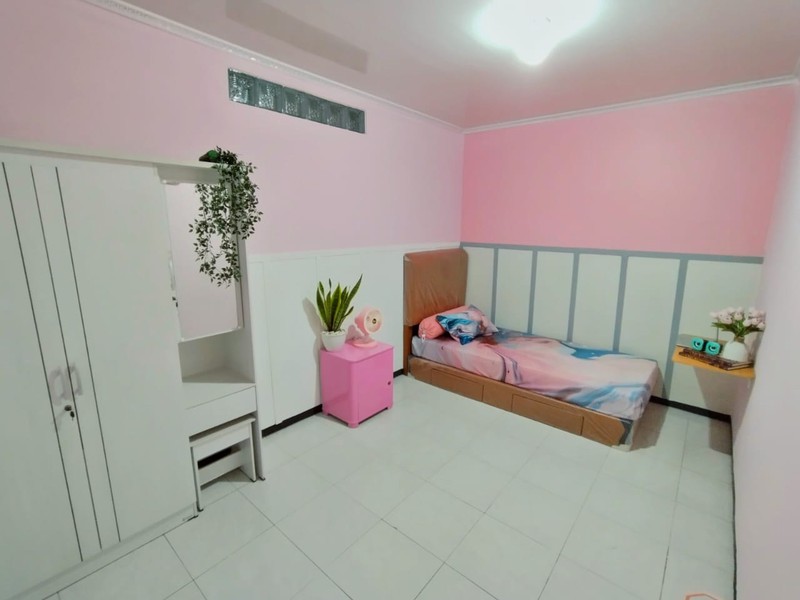 Dijual Rumah  Taman Shangrila Indah 1 Petukangan Selatan Jakarta Selatan 