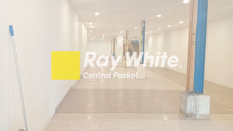 Ruang Usaha Besar di Mainroad Pasir Kaliki Bandung