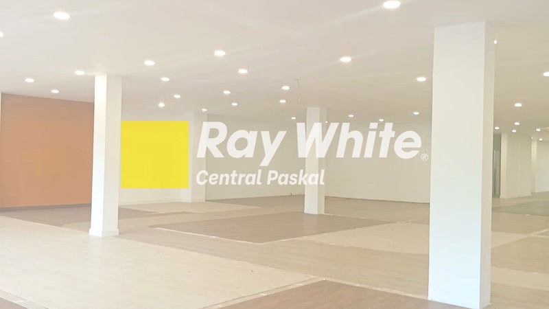 Ruang Usaha Besar di Mainroad Pasir Kaliki Bandung