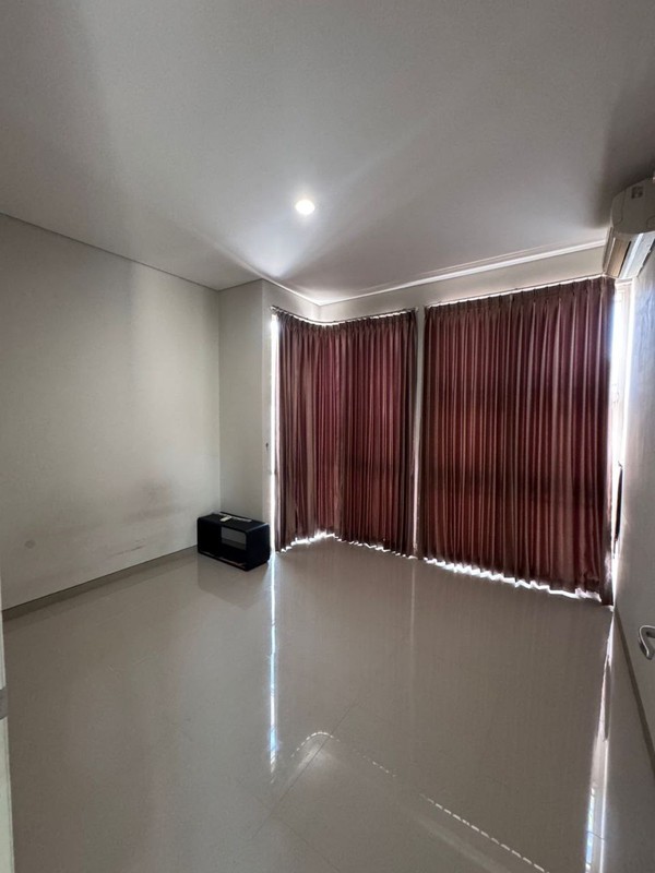 Sewa Rumah Citraland The Greenlake Surabaya Barat