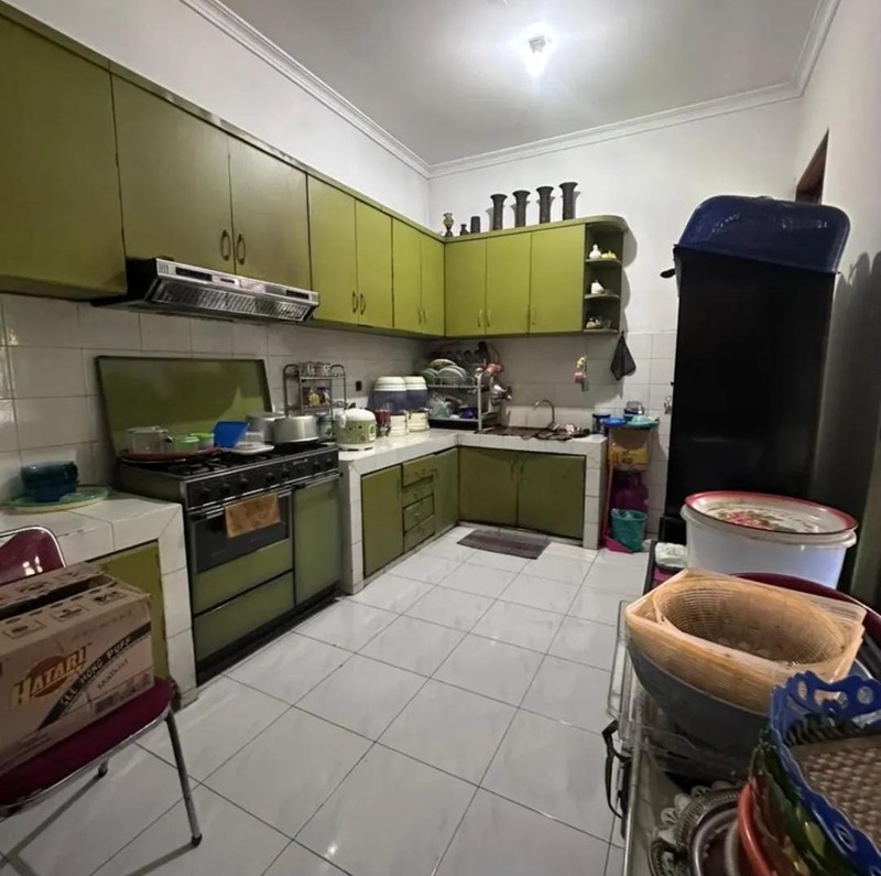 Rumah halaman luas, lingkungan aman dan nyaman di Pondok Aren