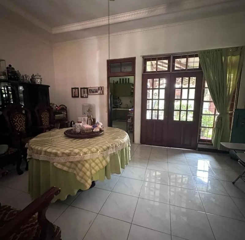 Rumah halaman luas, lingkungan aman dan nyaman di Pondok Aren