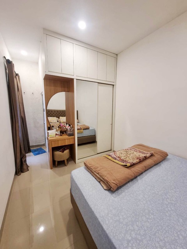 Rumah Minimalis, dalam Cluster keamanan 24 Jam dekat BXC