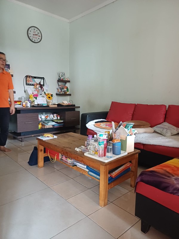 Dijual murah rumah di Serpong Park Tangerang