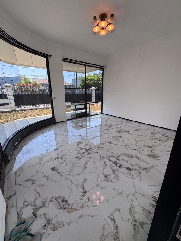 Dijual Rumah Dharmahusada Indah Utara Surabaya Timur