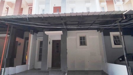Rumah 2 Lantai Unfurnished di dekat Halte Trans Jakarta Puri Beta. Cluster Cempaka Puri Beta 2, Larangan