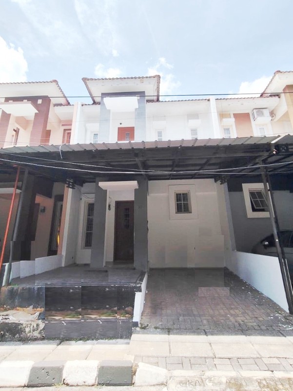 Rumah 2 Lantai Unfurnished di dekat Halte Trans Jakarta Puri Beta. Cluster Cempaka Puri Beta 2, Larangan