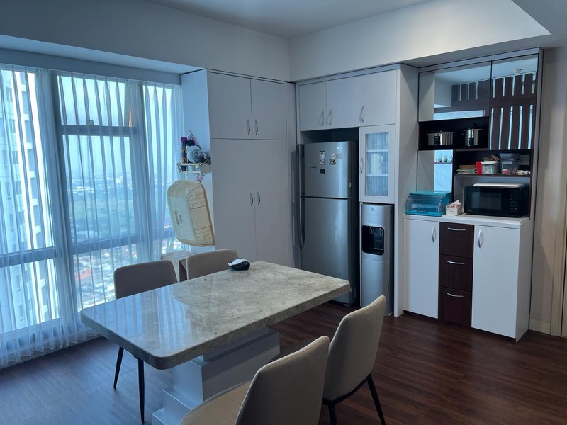 Dijual/Disewakan Apartemen La Riz Mansion Pakuwon Indah Full Furnish Siap Huni 