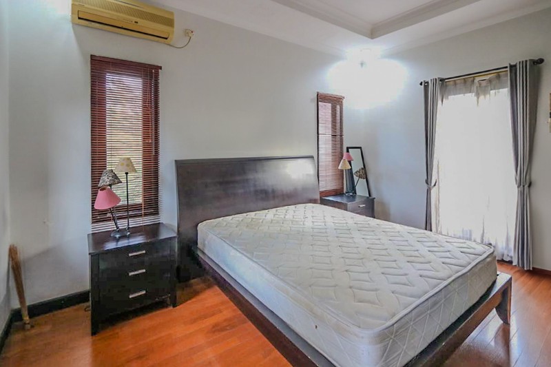 Rumah Mewah Cilandak dekat Jagakarsa, Kemang Pondok Indah, Cipete