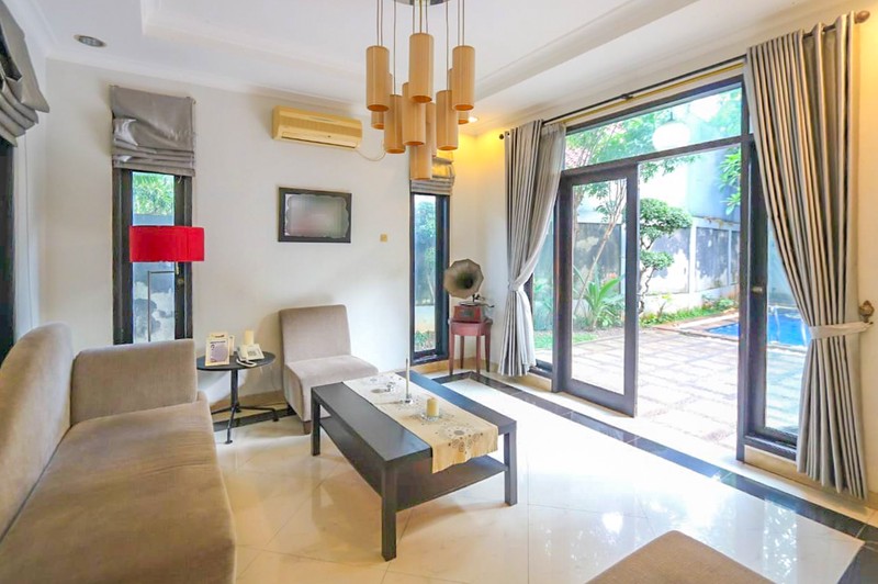 Rumah Mewah Cilandak dekat Jagakarsa, Kemang Pondok Indah, Cipete