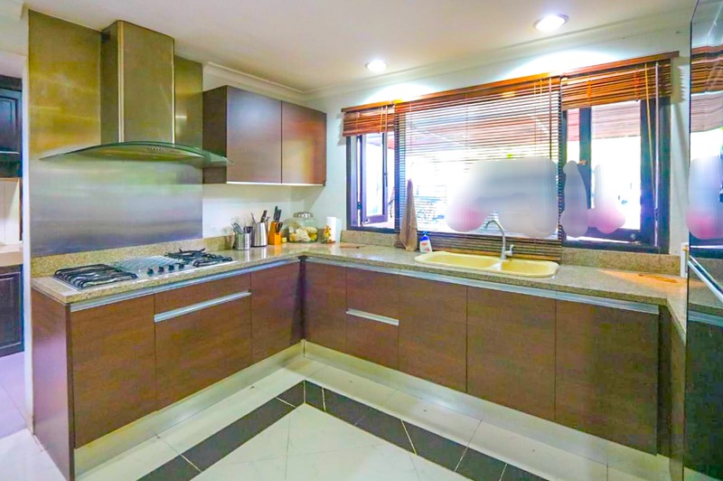 Rumah Mewah Cilandak dekat Jagakarsa, Kemang Pondok Indah, Cipete