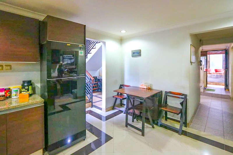 Rumah Mewah Cilandak dekat Jagakarsa, Kemang Pondok Indah, Cipete