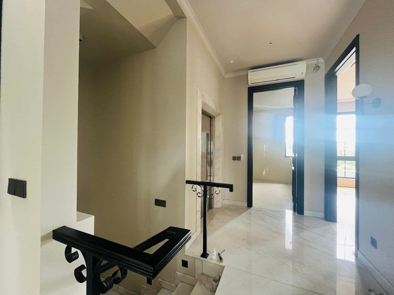 Rumah Brand New di Kebayoran Baru Jaksel