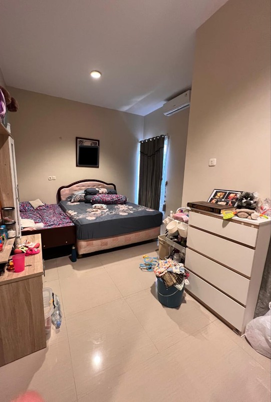 Dijual Rumah di Manukan dekat Pasar, Surabaya Barat