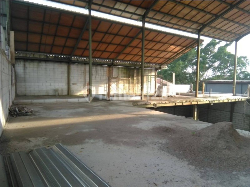 Ruang Usaha Mainroad Supratman Kota Bandung 