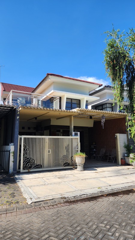 Rumah Puri Surya Jaya Dekat Stasiun Gedangan Sidoarjo Semi Furnished