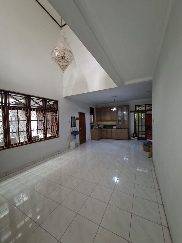 DIJUAL RUMAH SIAP HUNI DI PERUMAHAN NYAMAN DAN ELIT DI CINERE