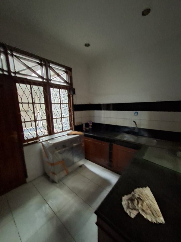 DIJUAL RUMAH SIAP HUNI DI PERUMAHAN NYAMAN DAN ELIT DI CINERE