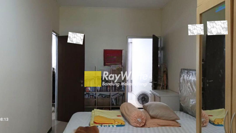 Ruko Terawat di Grand Sharon Kota Bandung