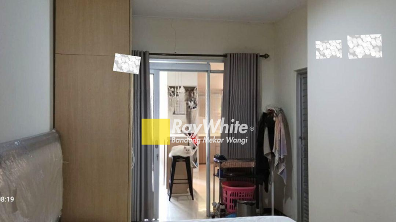 Ruko Terawat di Grand Sharon Kota Bandung