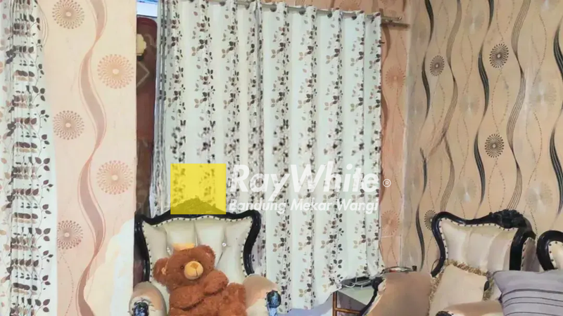 Rumah STRATEGIS di Sayap Tol Buah Batu Bandung