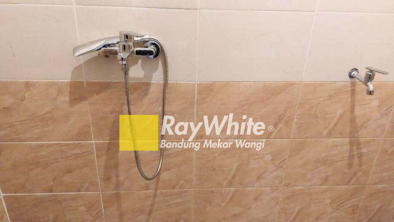 Ruko Bagus Mainroad Cikutra, Bandung 3 Lantai