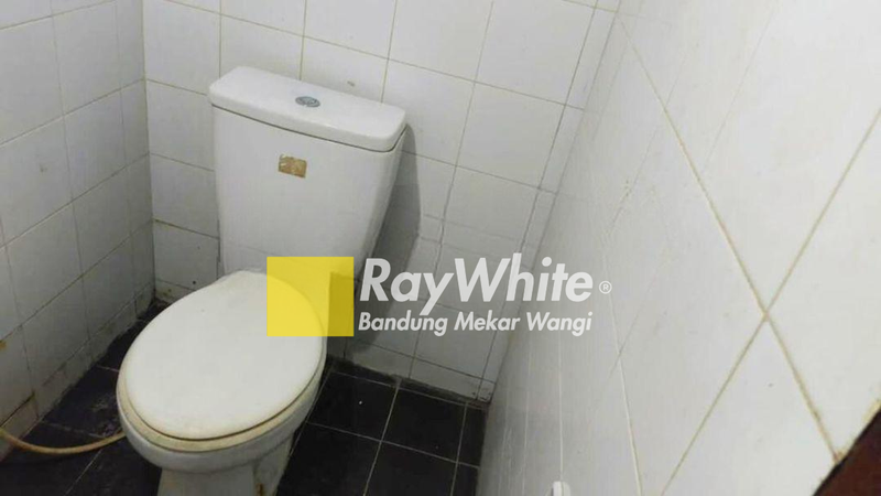 Ruko Bagus Mainroad Cikutra, Bandung 3 Lantai
