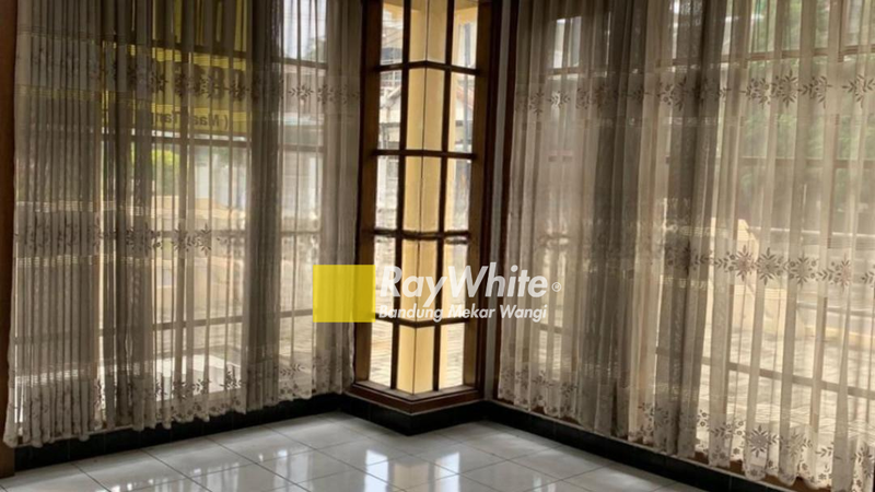 Rumah Bagus Unfurnished SHM Muara Baru, Bandung