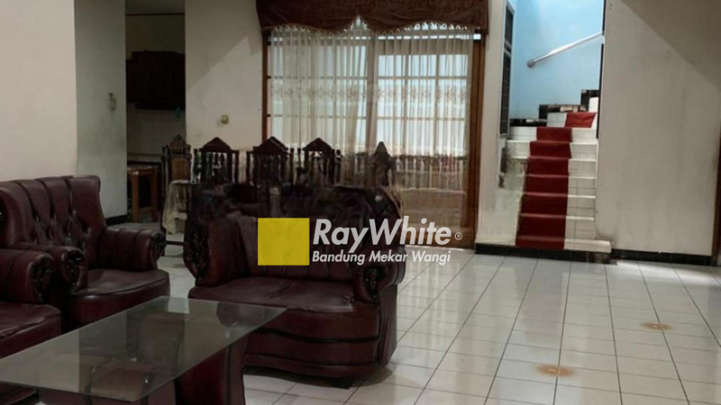 Rumah Bagus Unfurnished SHM Muara Baru, Bandung