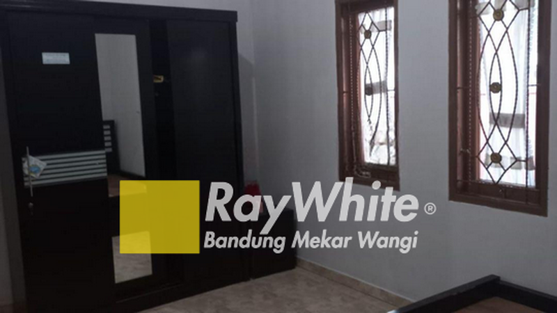 Rumah Bagus Unfurnished SHM Arcamanik, Bandung