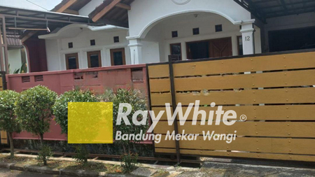Rumah Bagus Unfurnished SHM Arcamanik, Bandung