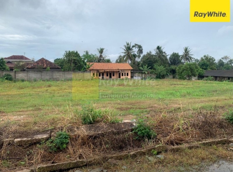 Gudang besar di Jln. Ir.Sutami desa kemang Sukanegara Tanjung Bintang, Lampung Selatan (Lampung)