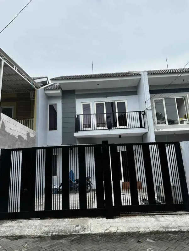 Jual Rumah Siap Huni Green Mansion Lontar Sby Barat Full Furnish