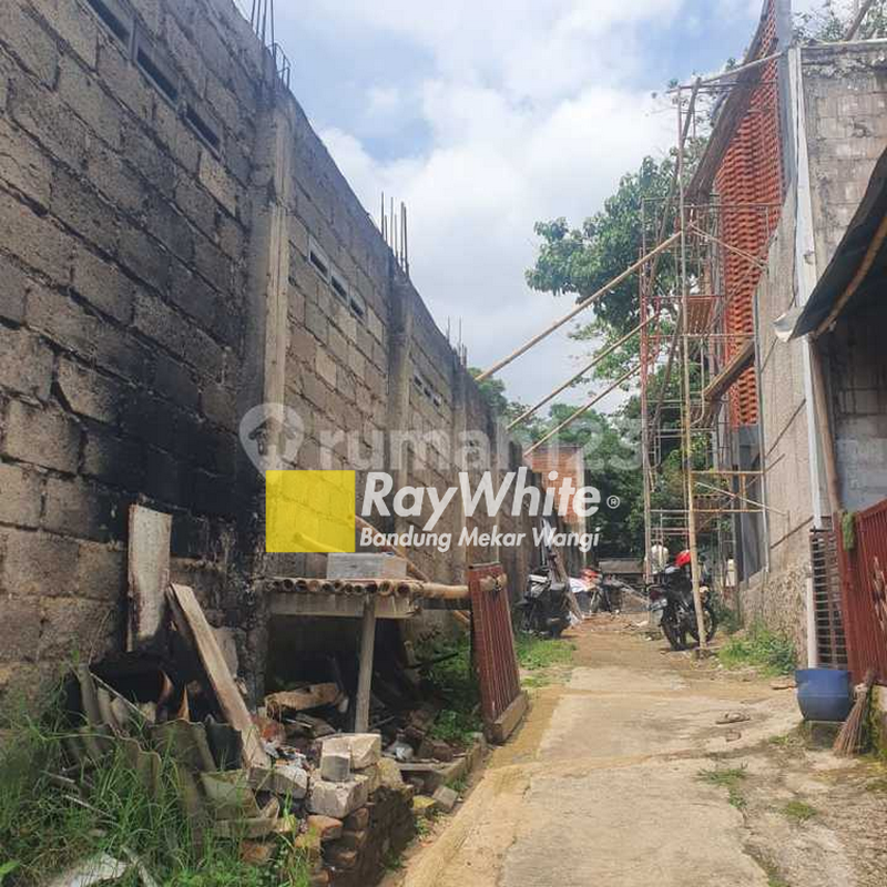 JUAL CEPAT Gudang/Tanah plus Bangunan area Cibiru (Fn)