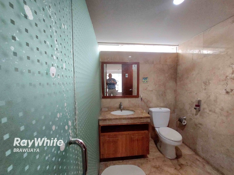 Townhouse di Cipete Utara, Kebayoran Baru, Dalam Cluster, 5 menit ke MRT Haji Nawi