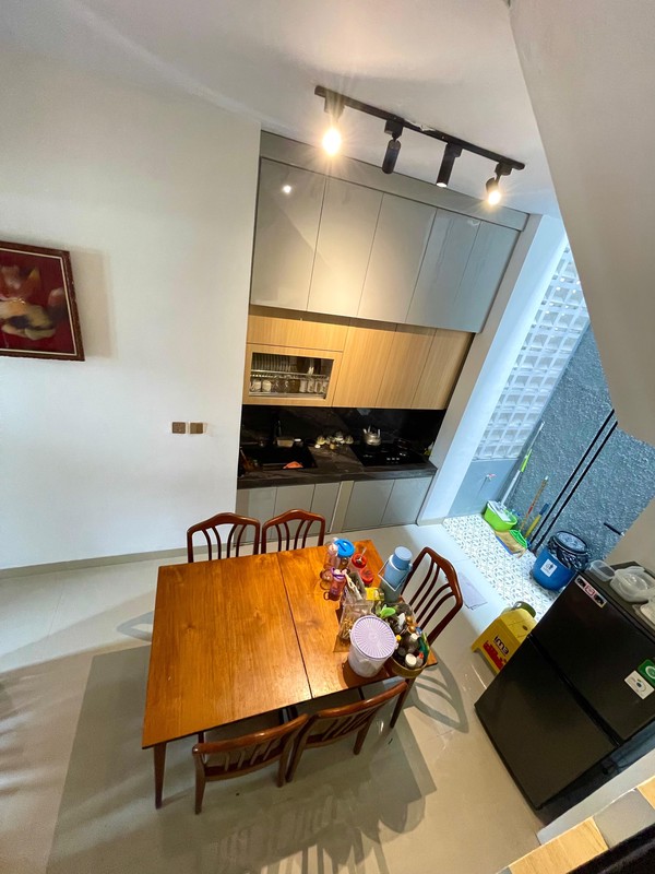 Kost Eksklusif 3 Lantai dan Rumah Tinggal Lokasi Strategis di Jalan Palagan - Sariharjo Ngaglik Sleman 