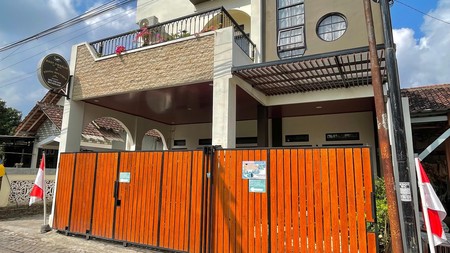 Kost Eksklusif 3 Lantai dan Rumah Tinggal Lokasi Strategis di Jalan Palagan - Sariharjo Ngaglik Sleman 
