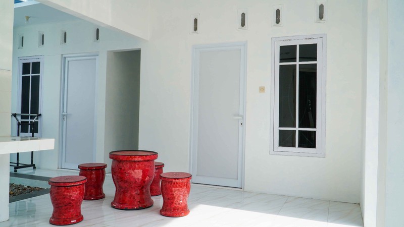 Dijual Cepat! Rumah Mewah Siap Huni di Dalam Perum, Gamping, Sleman.