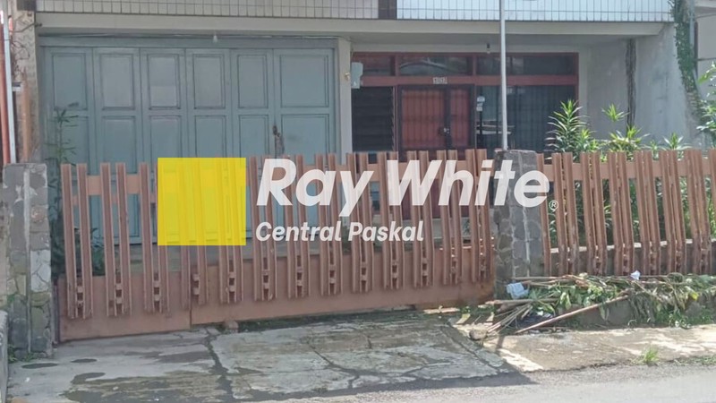 Rumah 2 Lantai di Mainroad Sumedang 