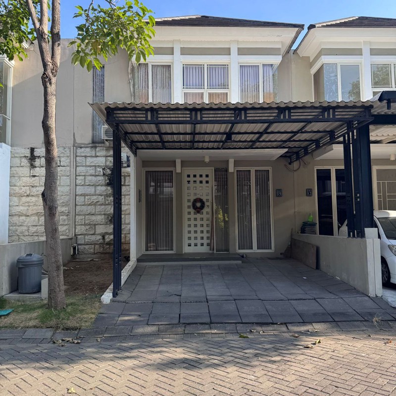 Sewa Rumah Greenlake Surabaya Barat 